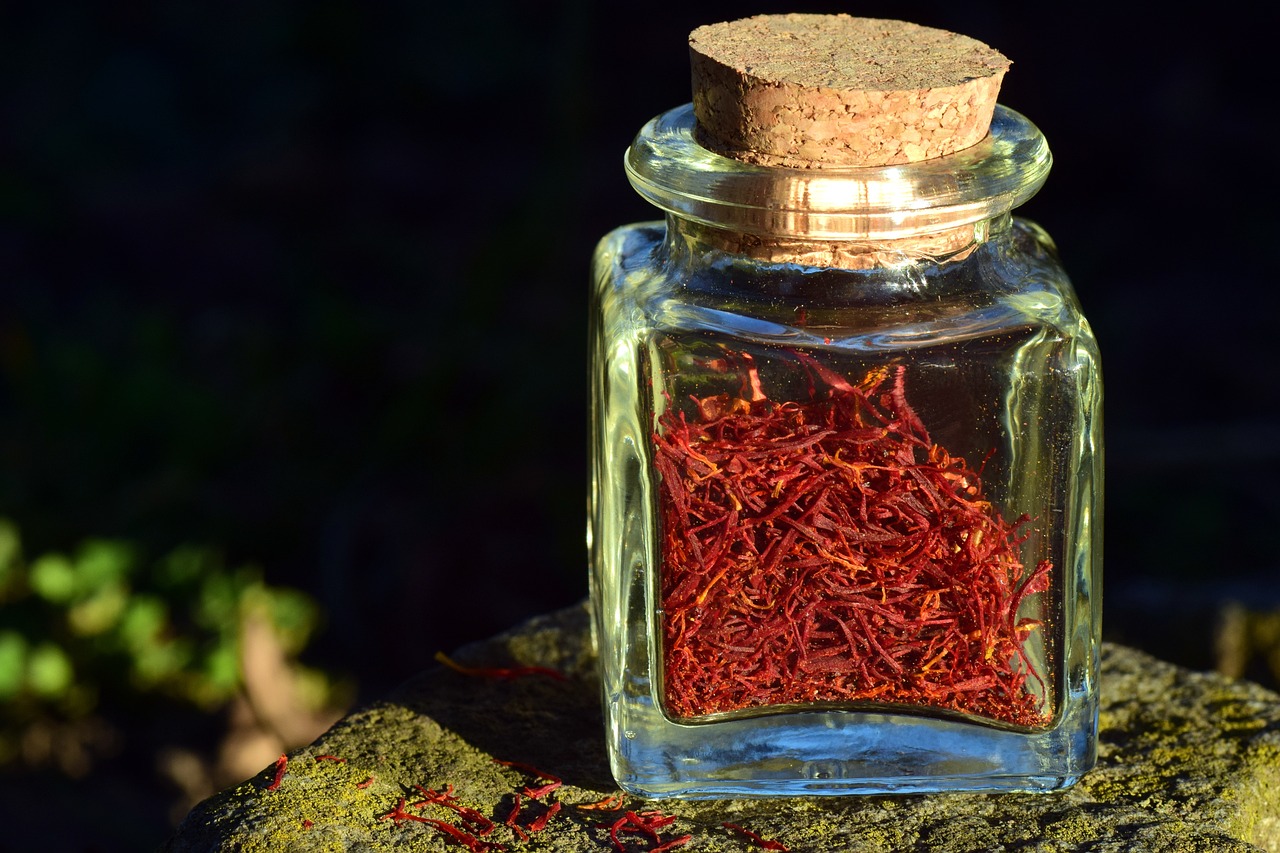 saffron, bottle, small